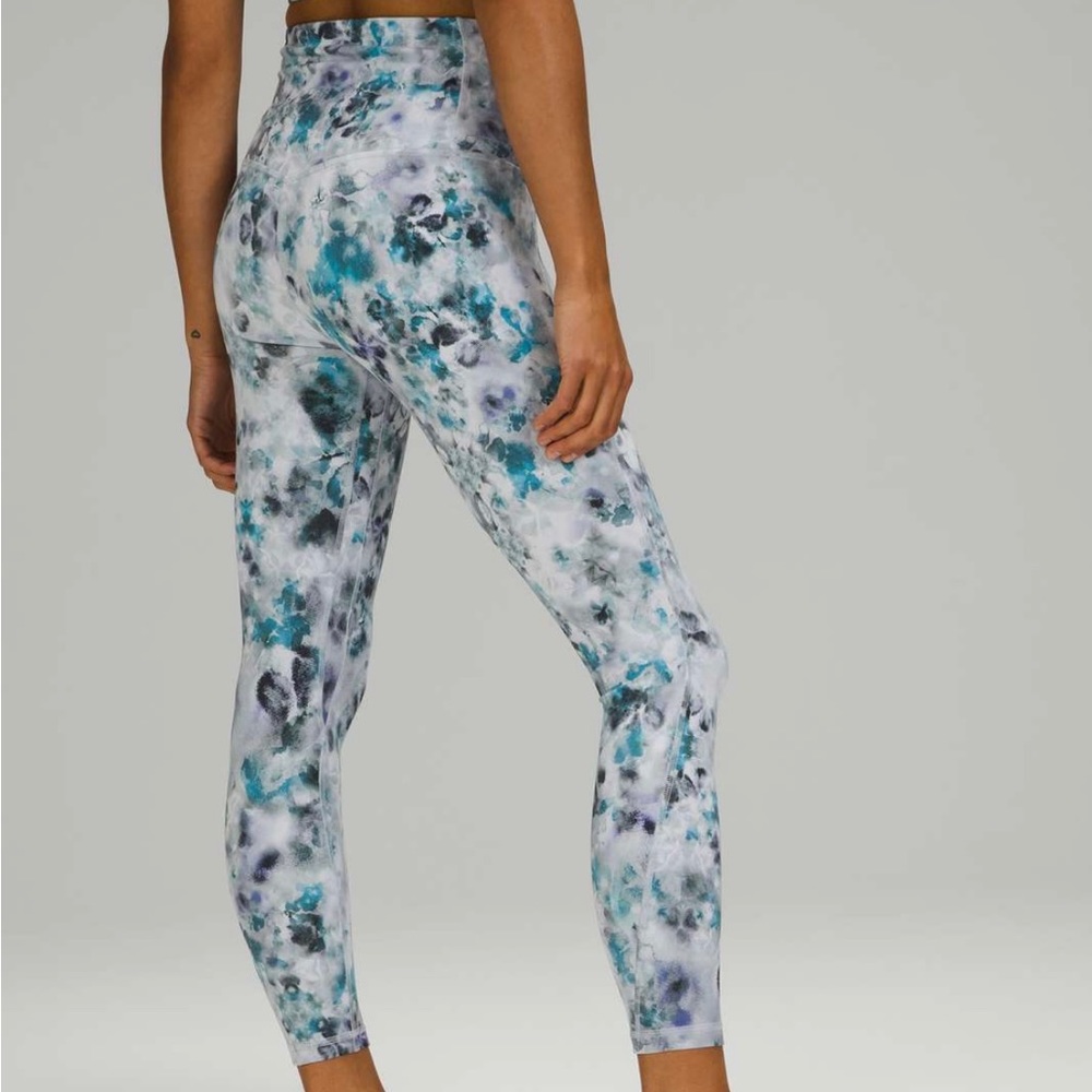 Lululemon high rise 25” leggings